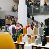 Wer das Besondere sucht, wird es hier finden: Der kunst & design markt kommt nach Augsburg