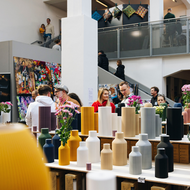 Wer das Besondere sucht, wird es hier finden: Der kunst & design markt kommt nach Augsburg