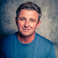 Hans Sigl live auf vorweihnachtlicher Lese-Tour!