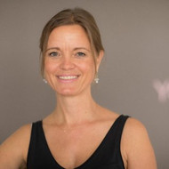 Deep Reset für dein Nervensystem - Ein regenerierender Workshop mit Yin Yoga, Yoga Nidra & Mehr mit Bettina Baron