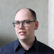 „Im Dickicht lebt es sich leichter“ – Eine Lesung über Poesie, Gesellschaft und Digitalität