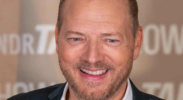 cropped-1736329931-2023_ndr-talk-show_-_mario_barth_-_by_2eight_-_9sc4965