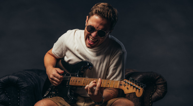 cropped-1758179775-1_oimara_kimm_ma_ned_auf_de_tour_pressefoto_thomaswillibald