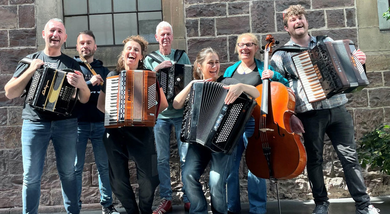 cropped-1758710508-akkordeonale_img_5d1811dd-ac40-4638-b82f-ee4304b09f64