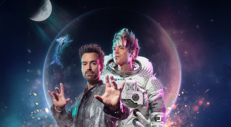 cropped-1768829735-ehrlich-brothers_wonderworld_quer_c-christian-bussel-seidel.jpg_