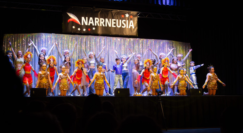 cropped-1768990941-show2026-83