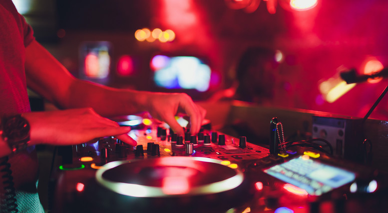 cropped-1787039591-adobestock_235550326