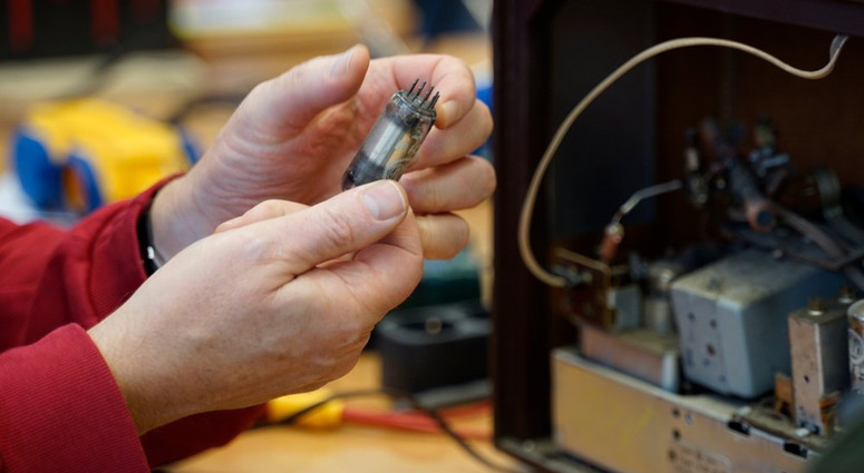 cropped-1789642201-repaircafes-augsburg-galerie-6