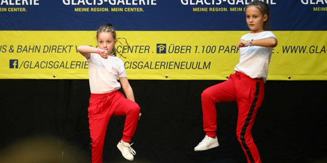 cropped-1663594408-5d97afec78d40-nu_dance-57