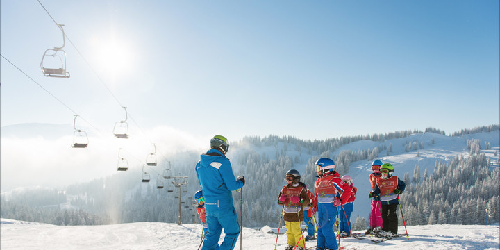 Skivergnügen auf Naturschnee und bei Sonnenschein