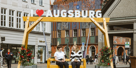 cropped-1682579608-augsburg-marketing_schaukel_ma_002