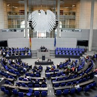 Bundestag beschließt Reform der Pflegeversicherung