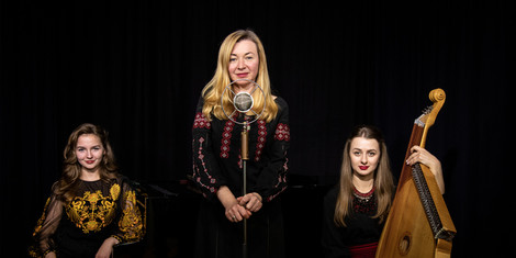 cropped-1686647380-ensemble-swity-c-robby-ballhause