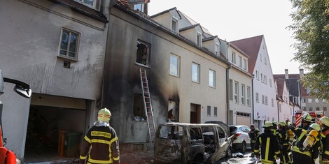 649c964b7b93c-1q5a1403