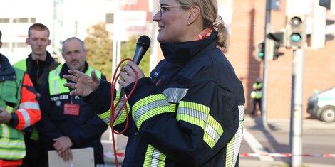 653990e3acb7f-1q5a8144