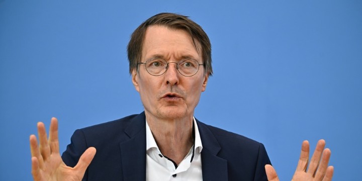 Schutz vor Corona: Lauterbach mahnt zu Vorsichtsmaßnahmen in der Adventszeit