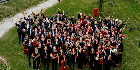 cropped-1711463035-2024_sjso_orchesterfoto_fotograf_michael_richter