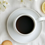 Kaffee mit Zitrone: Warum der Mix aus aromatisch und sauer das Internet erobert und was dahintersteckt