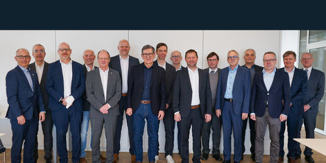 cropped-1740741188-gruppenfoto-gsdt