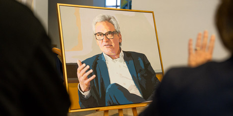 cropped-1744374094-2025-04-10-gunter-czisch_portrat_klein_18-1