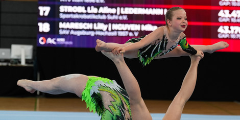 cropped-1749717007-139_milla-neumayer-fee-schwedes-und-mia-neujahr_foto_felix_kuntoro