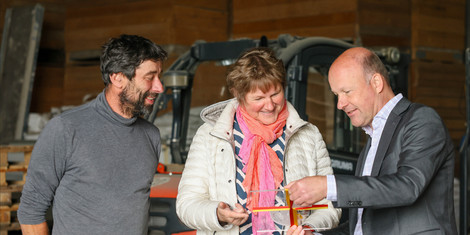 cropped-1754564608-firmenbesuch-biolandwirt-fam.-meitinger_jp-4