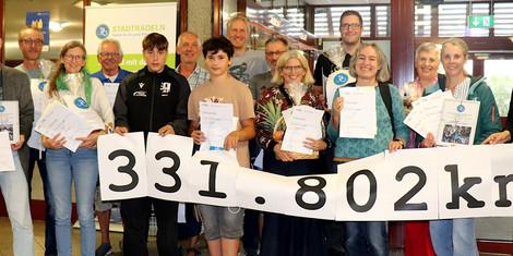 cropped-1754570492-gruppenbild_siegerehrung_stadtradeln_002