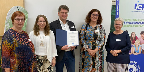 cropped-1754990893-2025-0257bild-proarbeit-erhalt-erneut-das-gutesiegel-fur-herausragende-jugendsozialarbeitp014185791