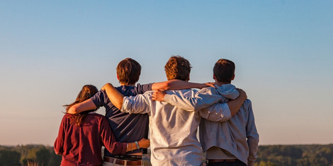 cropped-1758126545-young-people-3575167_1280