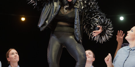 68f644b2f1999-carmen_foto_jan-pieter_fuhr_7974