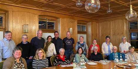 cropped-1762783338-2025-0378foto-austausch-und-neue-impulse-beim-treffen-der-seniorenbeauftragten-in-haldenwangp014510538