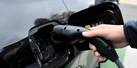 c9146e3296c0a26ef8cf0a3ae95616ceb0093d0f