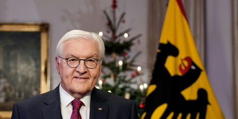 bfa0051bf6db887306a3c5b4ebad661d53b95718