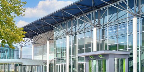 cropped-1770218653-ma-halle-1-aussenansicht-rechts-ef-001