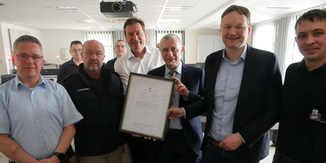 cropped-1771240759-2026-0061foto---vor-50-jahren-ging-die-erste-rettungsleitstelle-in-schwaben-in-krumbach-in-betriebp014841282