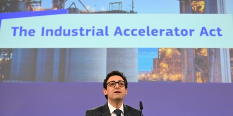 d7c12195e3dad4a55bc574603f871c655715a343