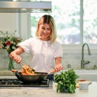 Mehr als Kochen: Die Küche entwickelt sich zum zentralen Lebensraum mit neuen Ansprüchen an Gestaltung und Funktion