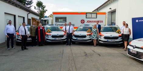 6a3e526a9e610-fahrzeugsegnung_gruppenbild_daniel-maier