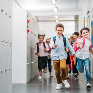 Back to school! So können Familien den Übergang von der Ferienzeit in den Schulalltag entspannt gestalten