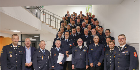 cropped-1789732169-2026-09-16-feuerwehrehrenabend-gruppenbild_jp