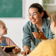 Verschiedene Wege des Lernens: Die bekanntesten alternativen Schulsysteme im Überblick