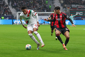 0:1 gegen Frankfurt: FCA hadert mit dem VAR