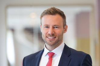 Landrat Alex Eder und die Unterallgäuer Bürgermeisterinnen und Bürgermeister besprechen wichtige Themen