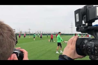 Erstes Training von Chef-Trainer Martin Schmidt beim FC Augsburg